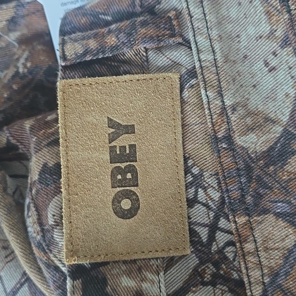 OBEY Classic Baggy Printed Pant,Color Camo, Retail Price $98.00 USD - Picture 13 of 16
